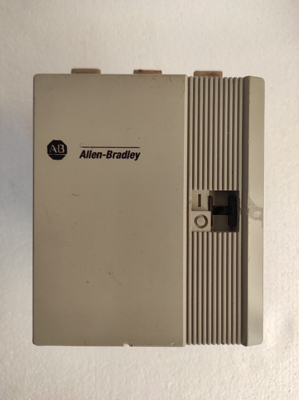 admin/uploads/uploads/AB Allen-Bradley 100-b180n_3 - 100-B180N_3 Ser B Magnetic Contactor_2.webp